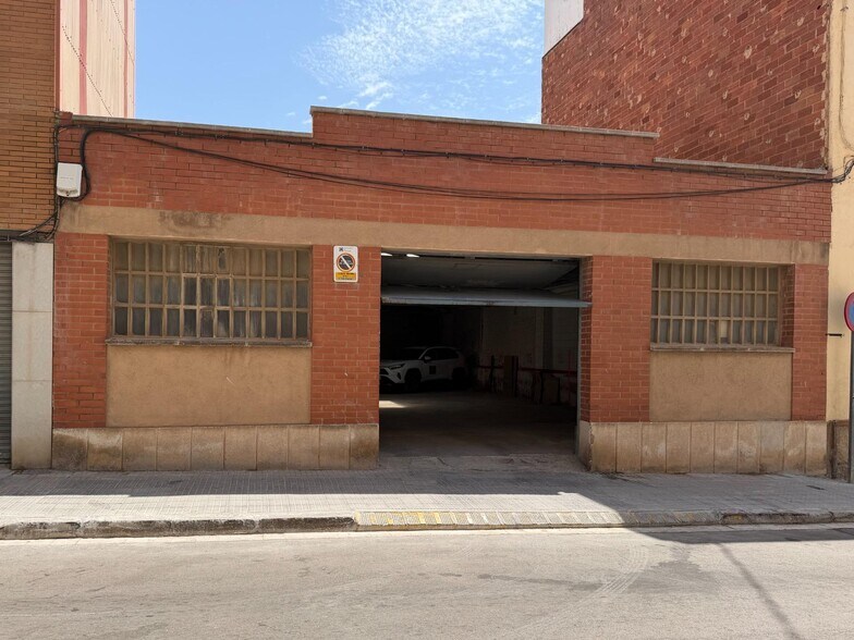 Terrain dans Terrassa, Barcelona à vendre - Photo de l’immeuble – Image 2 sur 7