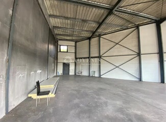 Plus de détails pour Local commercial à louer