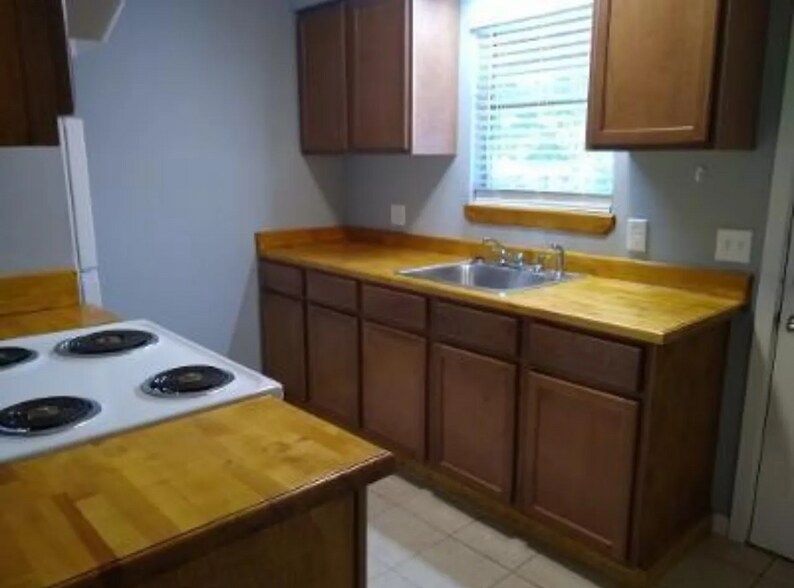 1865 Florida Dr, Seabrook, TX à vendre - Photo de l’immeuble – Image 3 sur 9