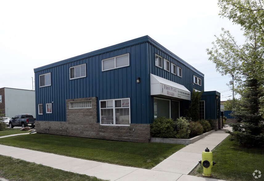 3916 1st St NE, Calgary, AB à vendre - Photo de l’immeuble – Image 2 sur 4