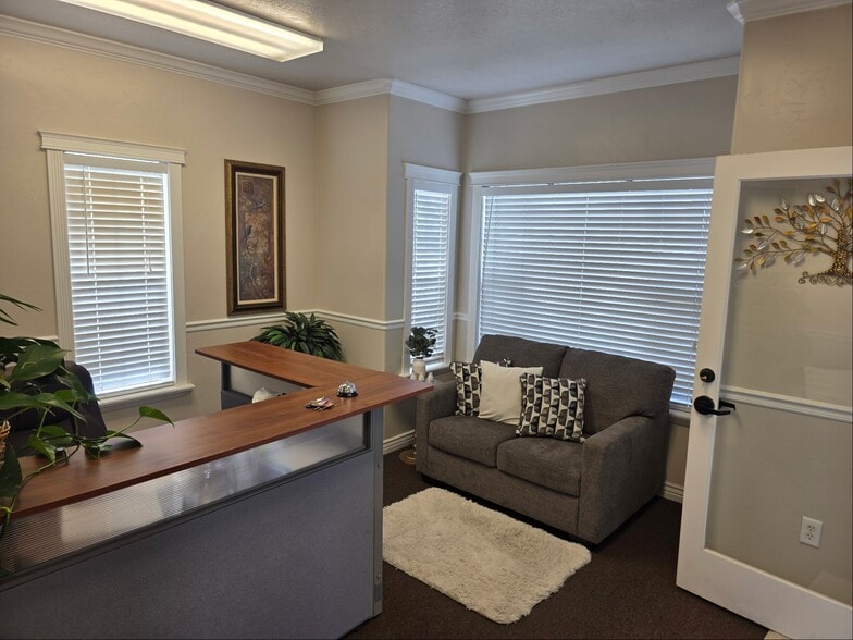 8841 S Redwood Rd, West Jordan, UT à vendre - Photo intérieure – Image 3 sur 5