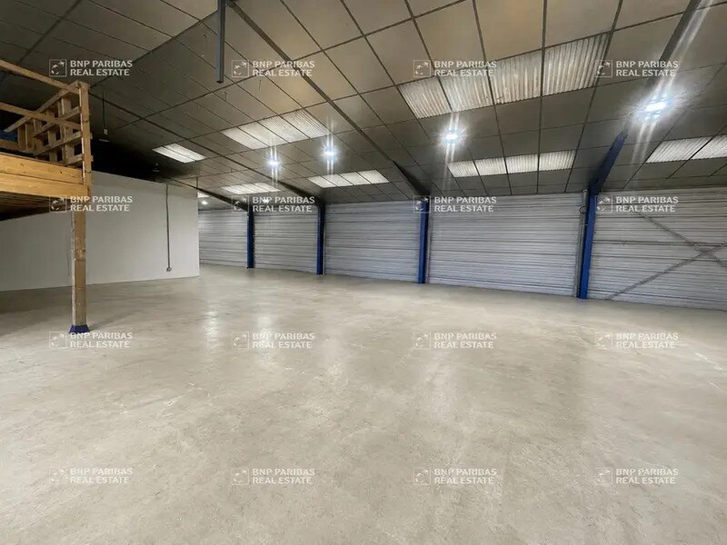 Industriel/Logistique dans Cesson-Sévigné à louer Photo intérieure– Image 1 sur 9
