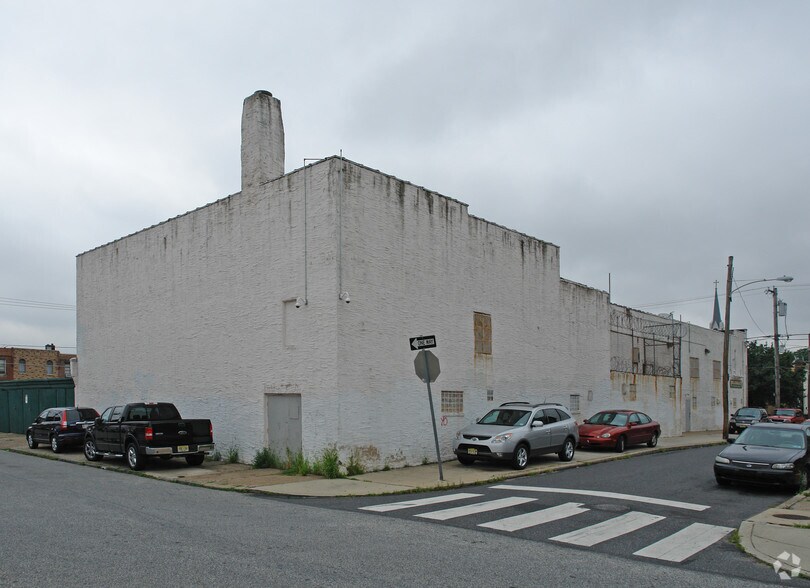 2512 E Clearfield St, Philadelphia, PA à vendre - Photo de l’immeuble – Image 2 sur 2
