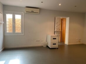 Local commercial dans Barcelone, Barcelona à louer Photo intérieure– Image 2 sur 7