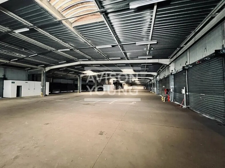 Local d’activités dans Aulnay-sous-Bois à louer - Photo intérieure – Image 1 sur 10