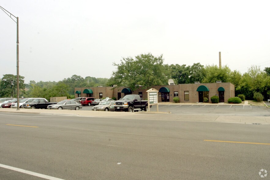 34 N Island Ave, Batavia, IL à louer - Photo de l’immeuble – Image 2 sur 14