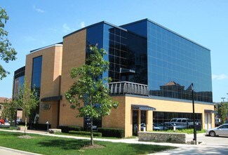 Plus de détails pour 1725 N McGovern St, Highland Park, IL - Bureau/Local commercial à louer