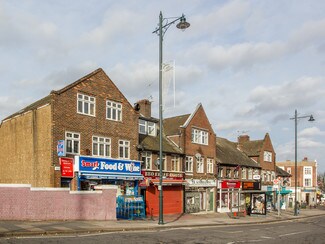 Plus de détails pour 126-126A High St, Twickenham - Bureau à louer