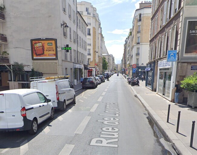 Plus de détails pour Local commercial à louer