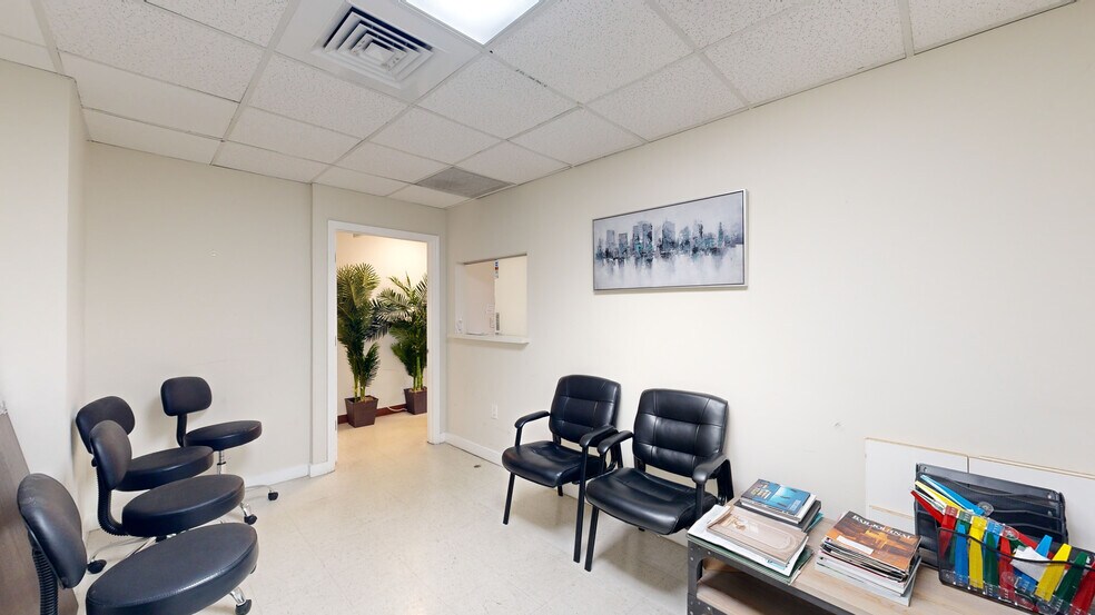 2925 Aventura Blvd, Aventura, FL à louer - Numérisation 3D Matterport – Image 2 sur 8