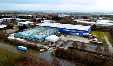 First Ave, Deeside, CLW - VUE AÉRIENNE  vue de carte