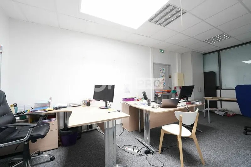 13 Rue Jean Bourgey, Villeurbanne à louer - Photo intérieure – Image 2 sur 18