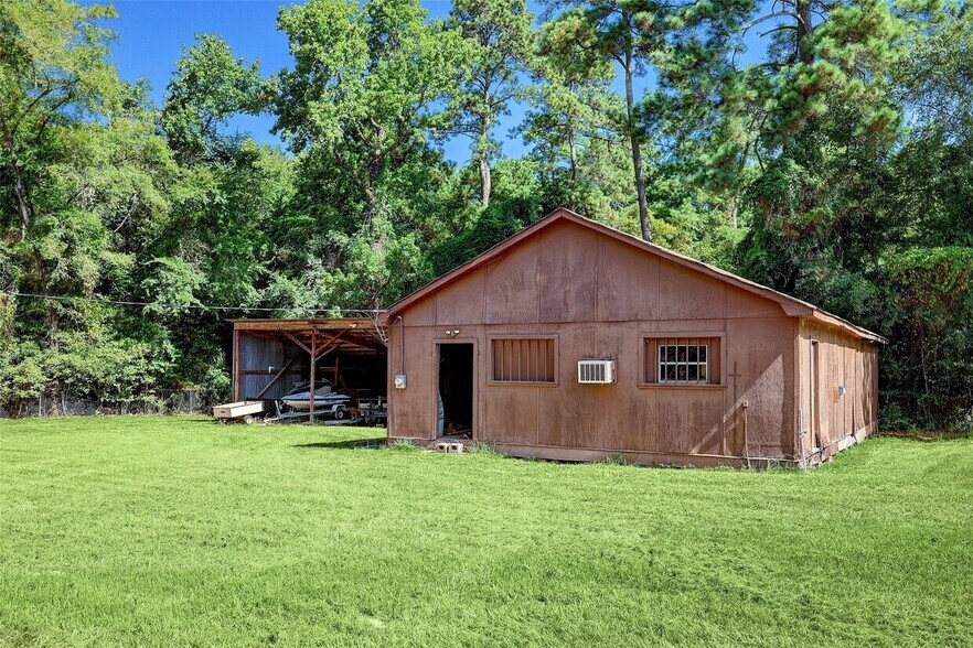 1664 McCaleb Rd, Montgomery, TX à vendre - Photo de l’immeuble – Image 3 sur 4