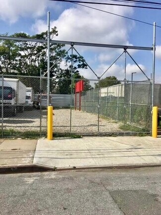 Plus de détails pour 538 E 83rd St, Brooklyn, NY - Terrain à louer