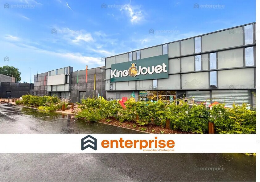 Local commercial dans Abbeville à louer - Photo de l’immeuble – Image 1 sur 1