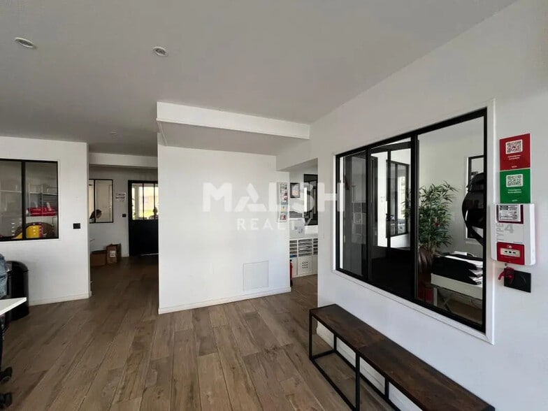 Local commercial dans Lyon à vendre - Photo intérieure – Image 2 sur 7