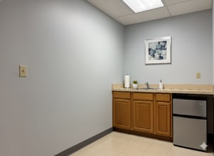 10821 Plantside Dr, Louisville, KY à louer Photo intérieure– Image 2 sur 7