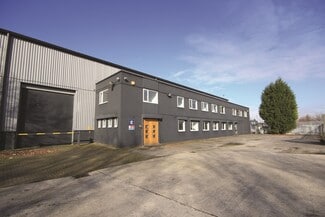 Plus de détails pour Roundthorn Industrial Estate, Ennis Close, Manchester - Industriel/Logistique à louer