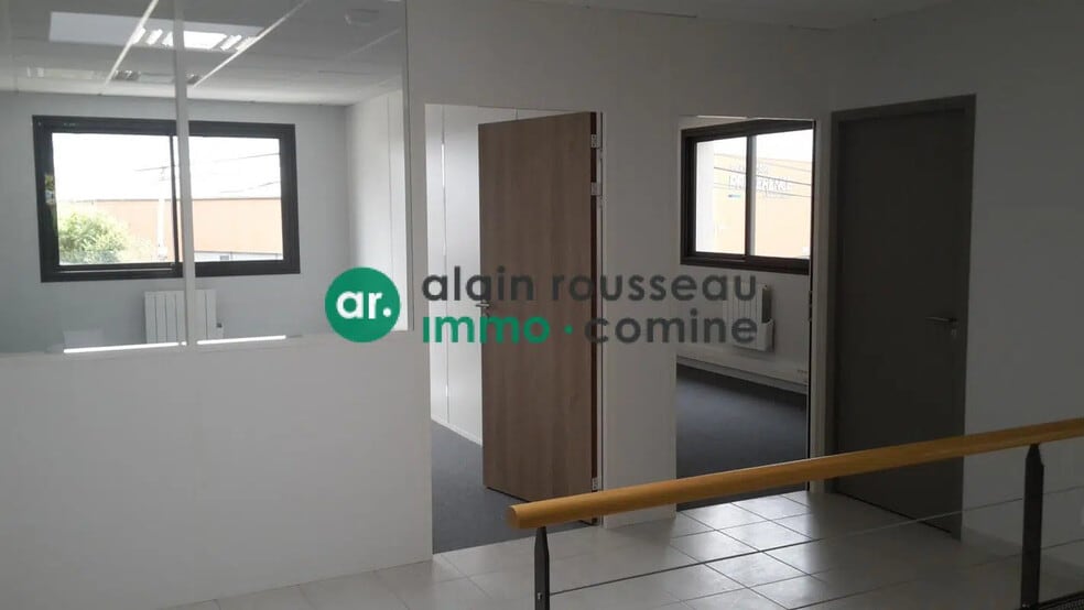 Bureau dans Saint-Herblain à louer - Photo de l’immeuble – Image 1 sur 7