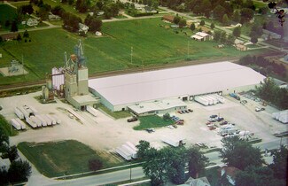 Plus de détails pour 515 W Main St, Teutopolis, IL - Industriel/Logistique à louer