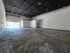 2180 NW 18th Ave, Pompano Beach, FL à louer Photo intérieure– Image 1 sur 1