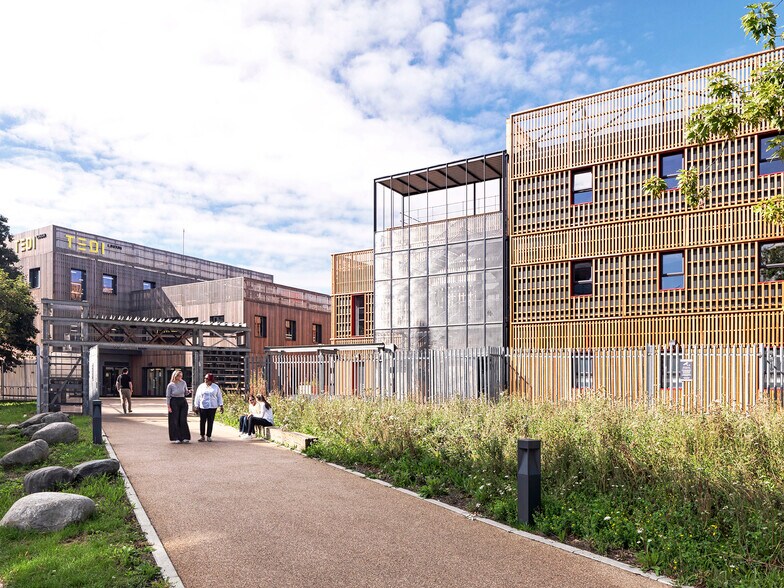 Quebec Way, Londres à louer - Photo de l’immeuble – Image 3 sur 6