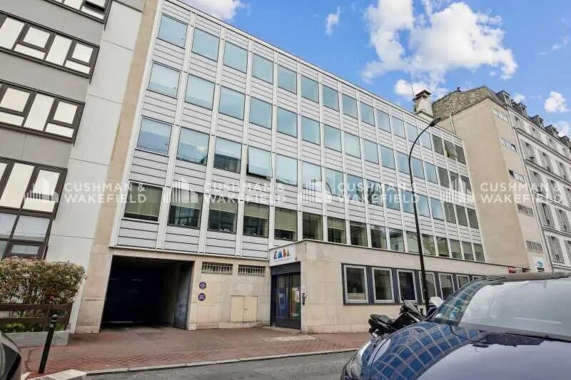 Bureau dans Levallois-Perret à louer - Photo de l’immeuble – Image 1 sur 8