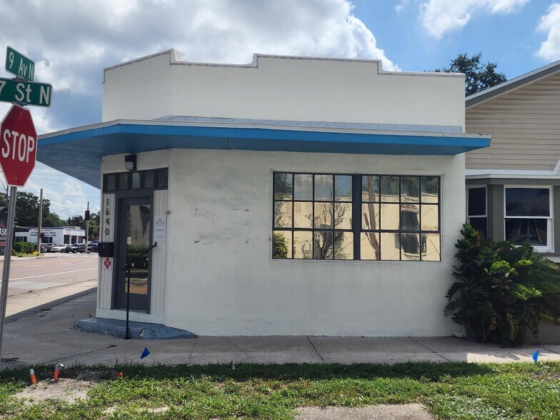 1640 9th Ave N, Saint Petersburg, FL à louer - Photo de l’immeuble – Image 3 sur 23
