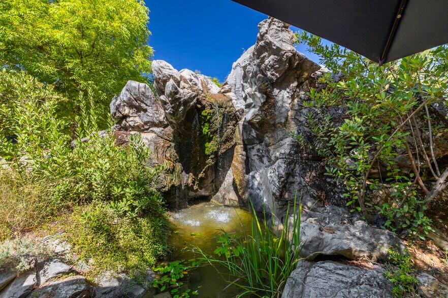 22389 Parrotts Ferry Rd, Sonora, CA à vendre - Photo de l’immeuble – Image 3 sur 35