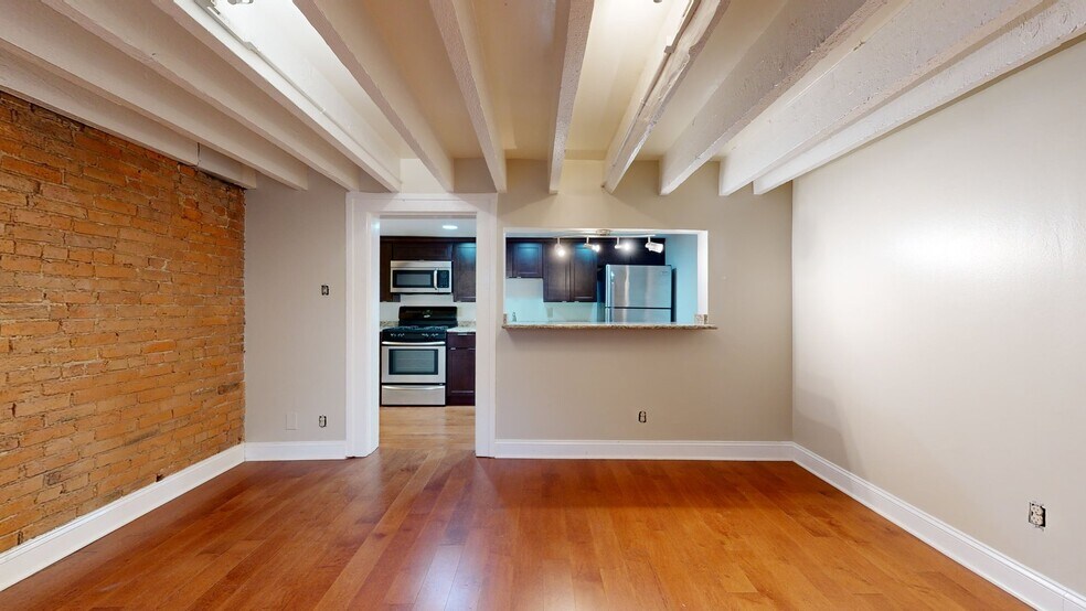 20 Saint Louis Pl, Buffalo, NY à vendre - Numérisation 3D Matterport – Image 3 sur 19