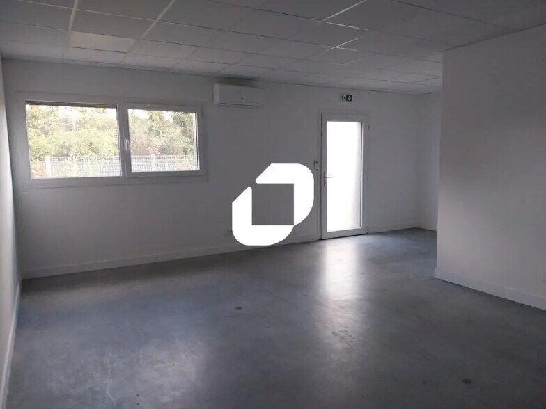 Bureau dans Couëron à louer - Photo de l’immeuble – Image 2 sur 19