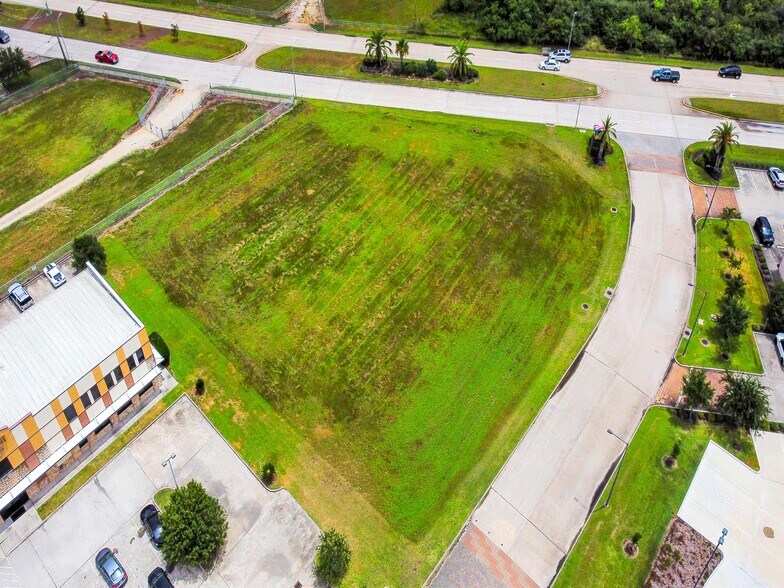 0 Space Center Blvd, Houston, TX à vendre - Photo de l’immeuble – Image 1 sur 5