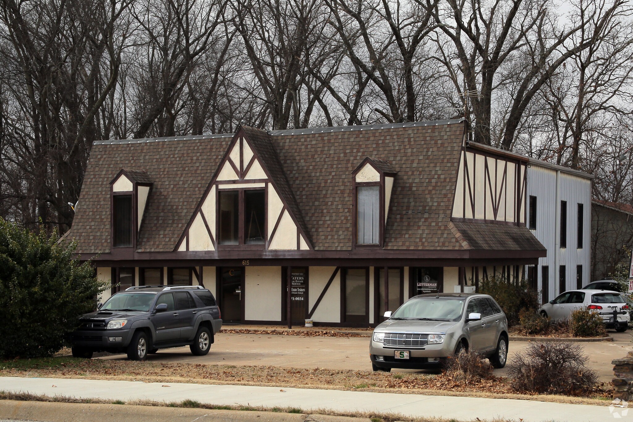 615 N Walton Blvd, Bentonville, AR à louer Photo principale– Image 1 sur 8