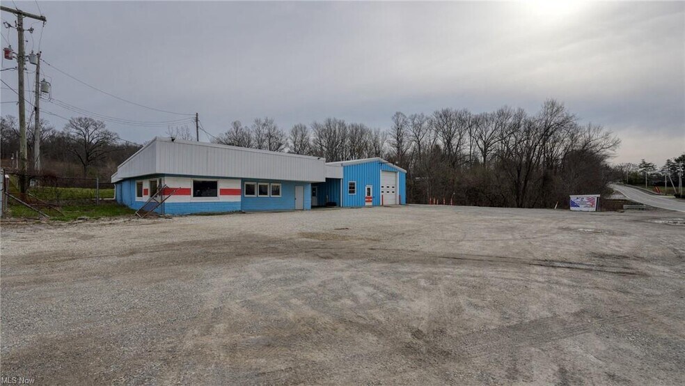 11445 E Pike Rd, Cambridge, OH à louer - Photo de l’immeuble – Image 2 sur 49
