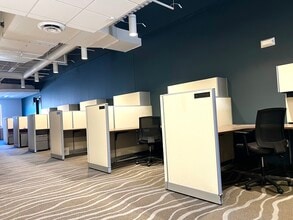 12345 Portland Ave, Burnsville, MN à louer Photo intérieure– Image 2 sur 2