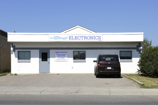 Plus de détails pour 133 River Ave, Cochrane, AB - Local commercial à louer