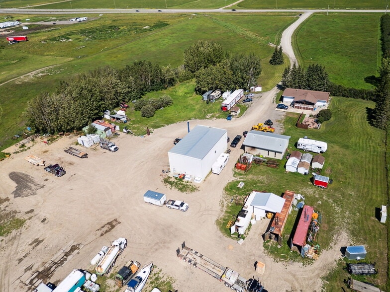 285193 Twp Rd 262, Rocky View County, AB à vendre - Aérien – Image 3 sur 6
