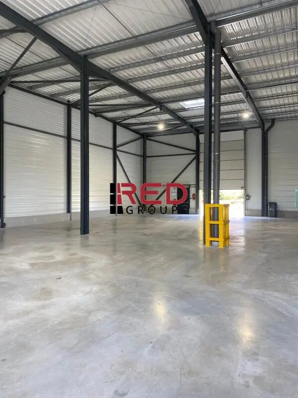 Plus de détails pour Industriel/Logistique à louer