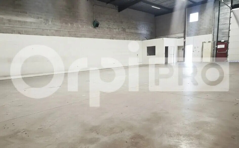 Industriel/Logistique dans Chilly-Mazarin à louer - Photo intérieure – Image 3 sur 3