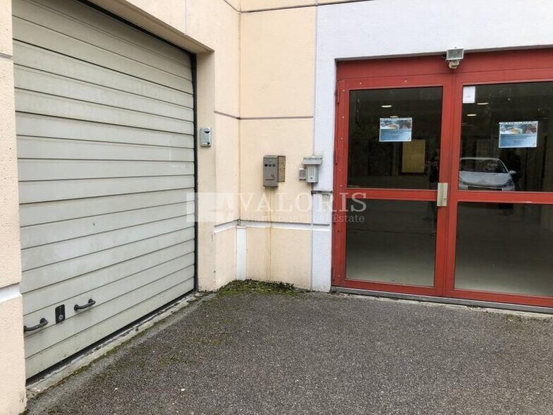 Bureau dans Dardilly à vendre - Photo de l’immeuble – Image 1 sur 9