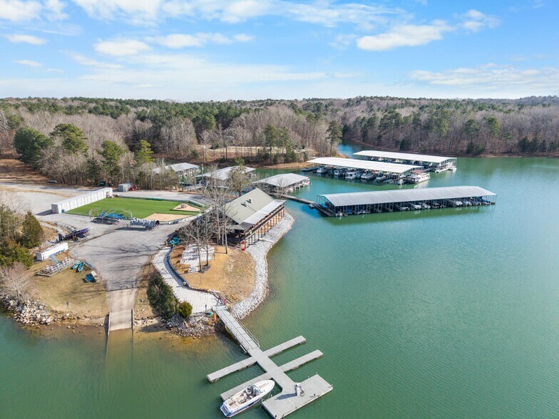 1155 Marina Rd, Elberton, GA à vendre - Photo de l’immeuble – Image 2 sur 24