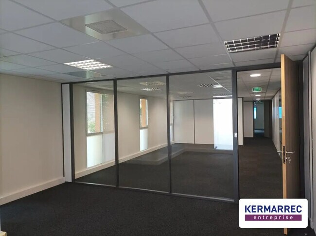 Plus de détails pour Bureau à louer