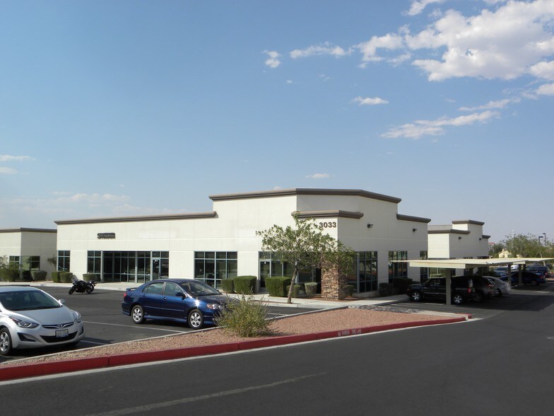3033 W Horizon Ridge Pky, Henderson, NV à vendre - Photo principale – Image 1 sur 41