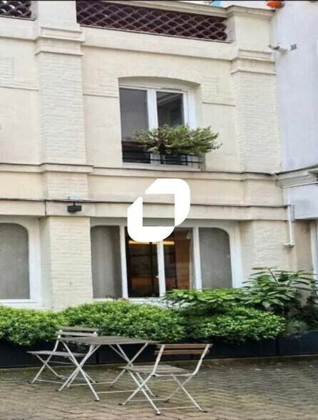 Bureau dans Paris à louer - Photo de l’immeuble – Image 2 sur 5