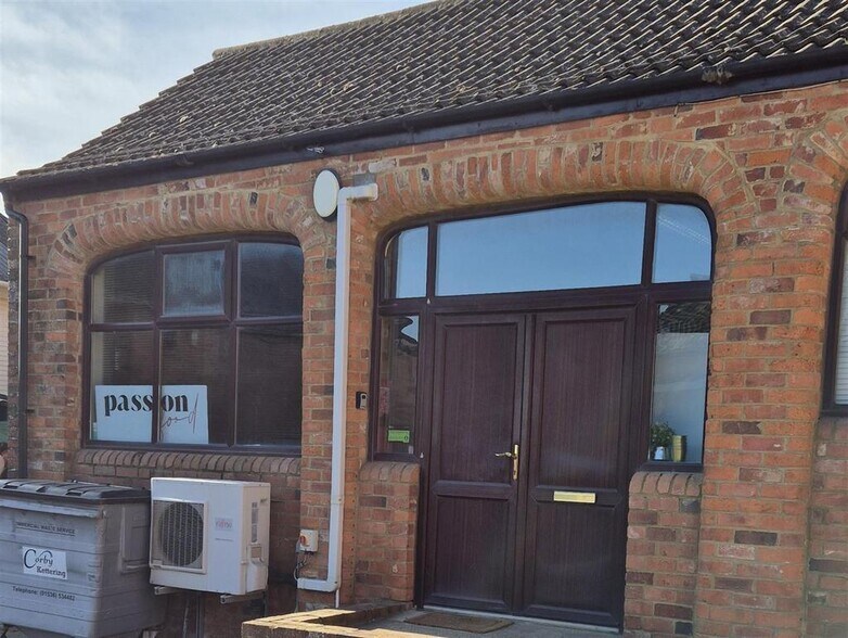 Desborough Rd, Market Harborough à louer - Photo de l’immeuble – Image 2 sur 11