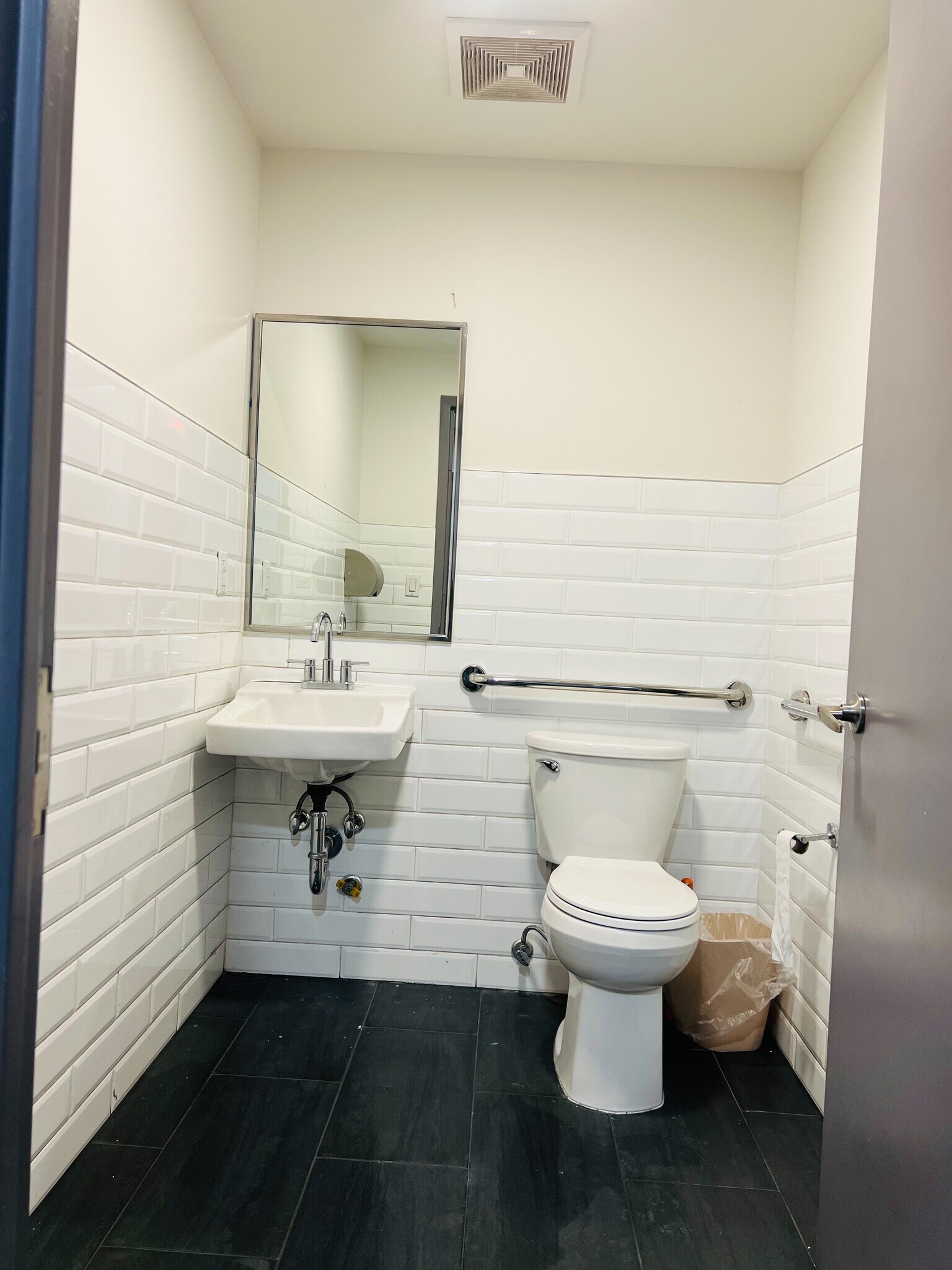 777 Coney Island Ave, Brooklyn, NY à louer Photo principale– Image 1 sur 7