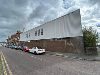 Plus de détails pour Portland St, Bristol - Industriel/Logistique à louer