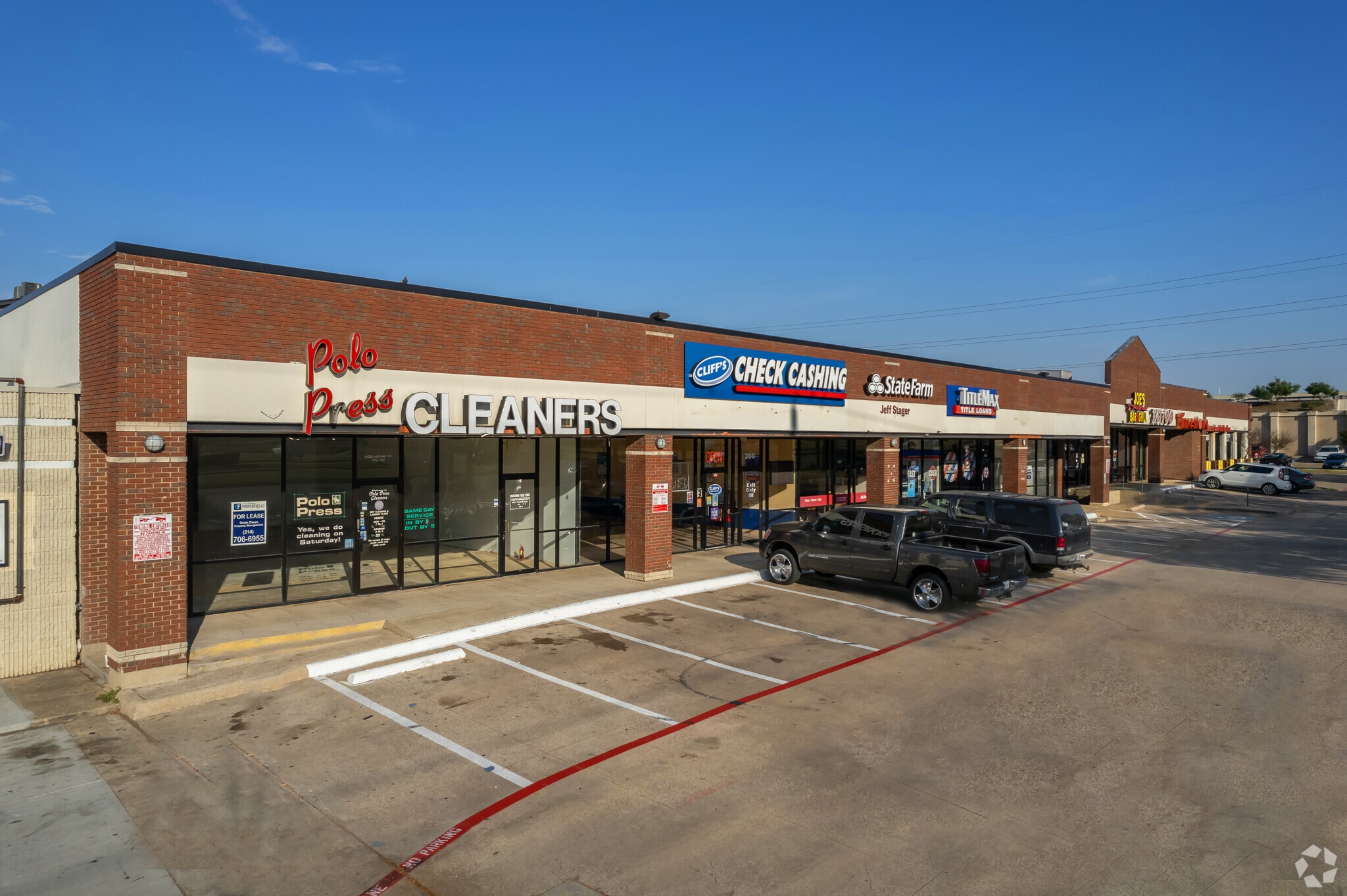 19021 Midway Rd, Dallas, TX à louer Photo de l’immeuble– Image 1 sur 3