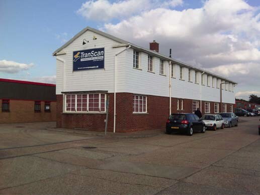 1 Martlets Way, Worthing à louer - Photo de l’immeuble – Image 2 sur 4