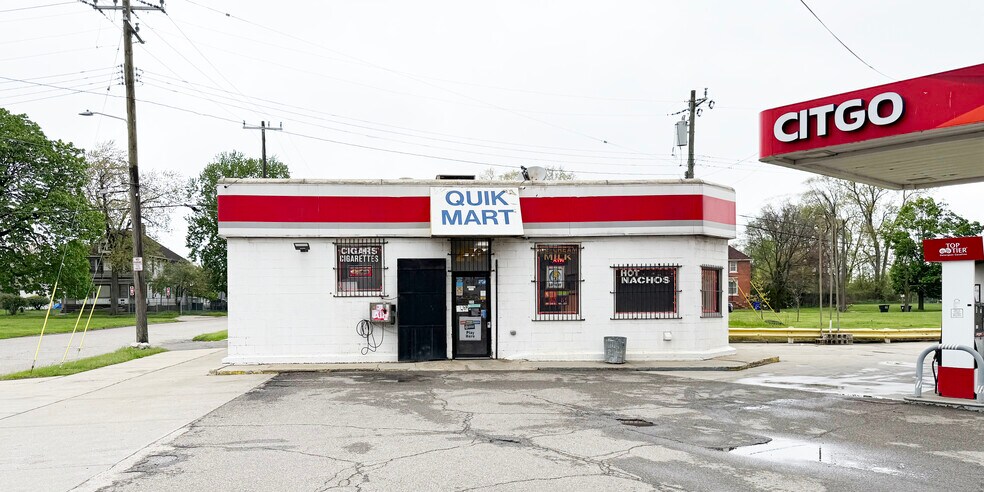 270 S Fort St, Detroit, MI à vendre - Photo de l’immeuble – Image 2 sur 7